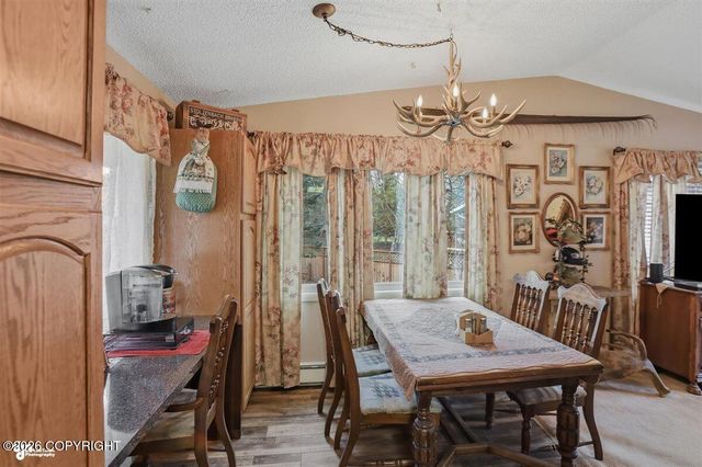 7463 Tana Circle, Anchorage, AK 99504