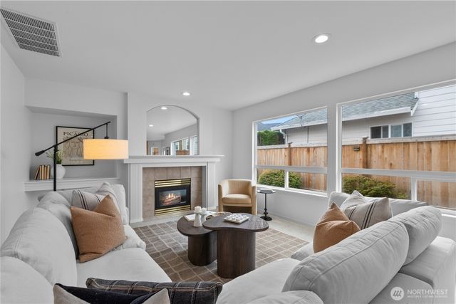 13350 NE 134th Place, Kirkland, WA 98034