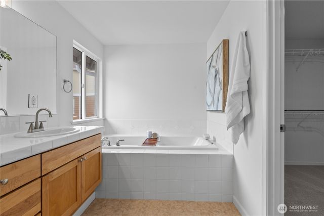 13350 NE 134th Place, Kirkland, WA 98034