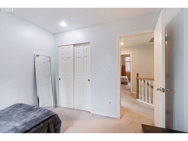 1556 Ne 27TH Ter, Gresham, OR 97030