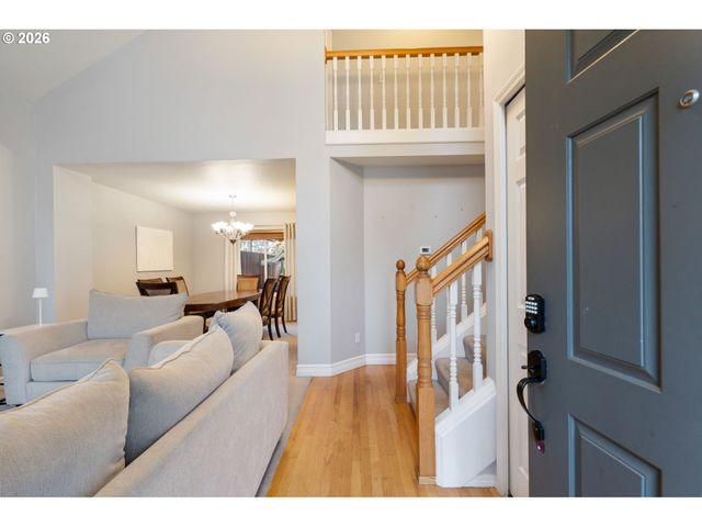 1556 Ne 27TH Ter, Gresham, OR 97030