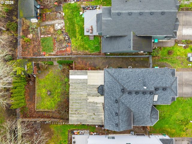 1556 Ne 27TH Ter, Gresham, OR 97030