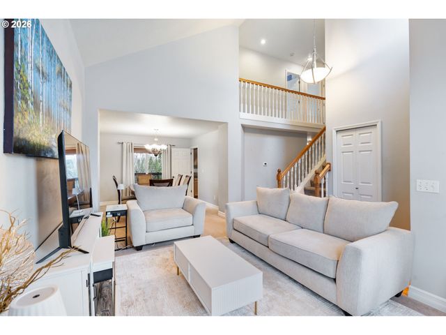 1556 Ne 27TH Ter, Gresham, OR 97030