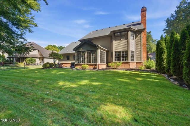 7231 Whispering Oak Drive, Sylvania, OH 43560