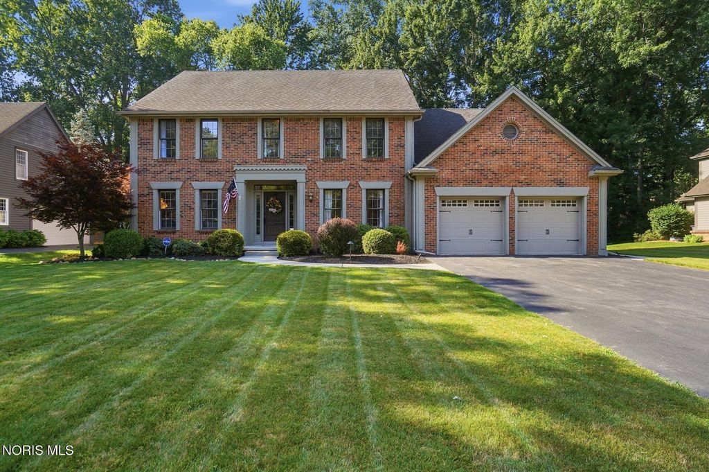 7231 Whispering Oak Drive, Sylvania, OH 43560