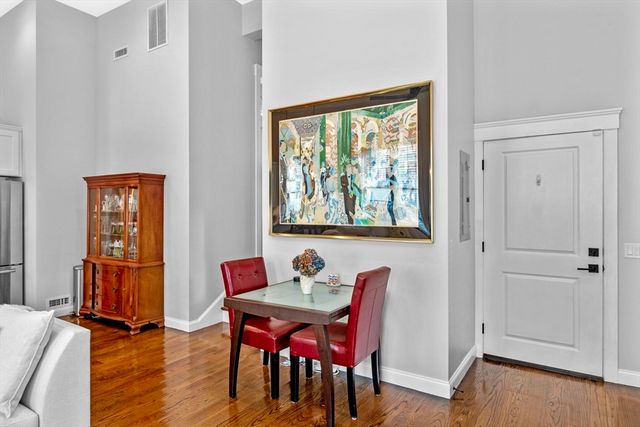 85 Bridge St 3, Salem, MA 01970