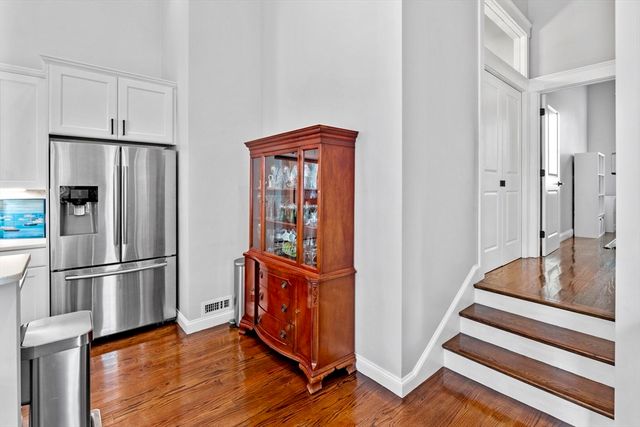 85 Bridge St 3, Salem, MA 01970