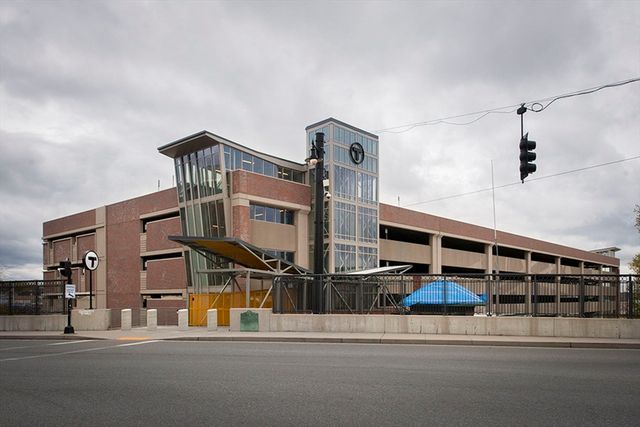 85 Bridge St 3, Salem, MA 01970