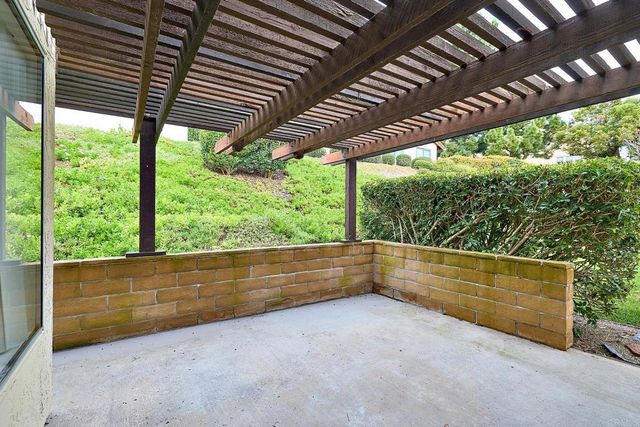 1128 Calle Del Baston, San Marcos, CA 92078