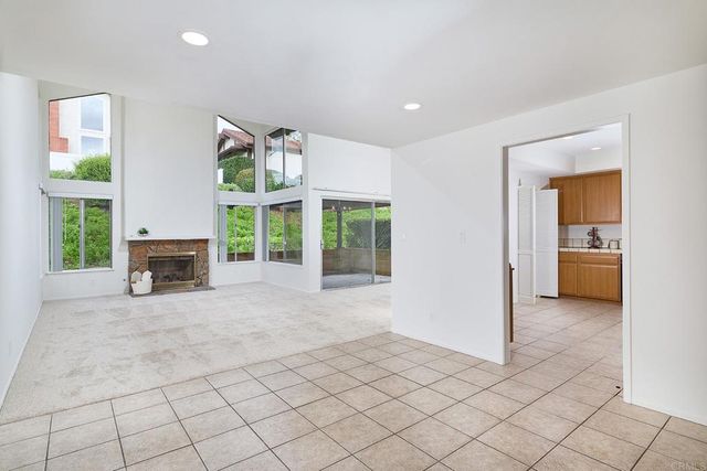 1128 Calle Del Baston, San Marcos, CA 92078