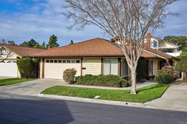 1128 Calle Del Baston, San Marcos, CA 92078