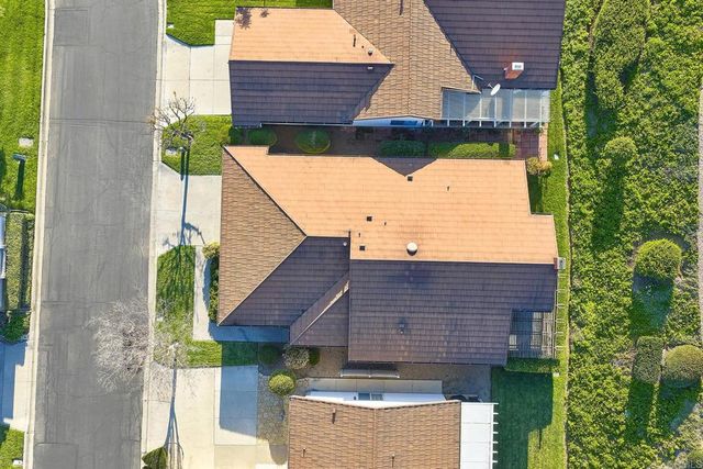 1128 Calle Del Baston, San Marcos, CA 92078