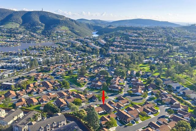 1128 Calle Del Baston, San Marcos, CA 92078