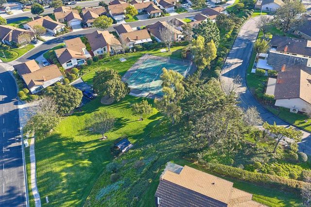 1128 Calle Del Baston, San Marcos, CA 92078