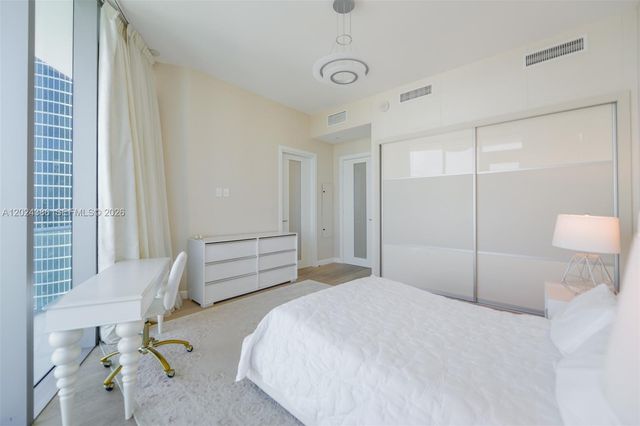 17475 Collins Ave 1703, Sunny Isles Beach, FL 33160