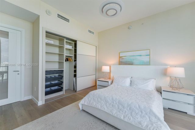 17475 Collins Ave 1703, Sunny Isles Beach, FL 33160