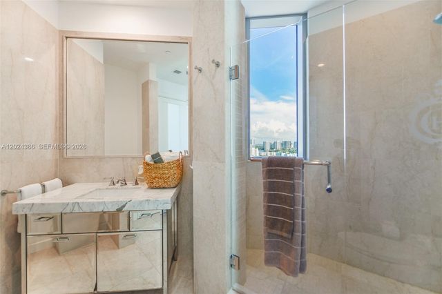 17475 Collins Ave 1703, Sunny Isles Beach, FL 33160