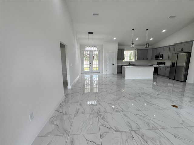 12423 SW 67TH LANE, Ocala, FL 34481