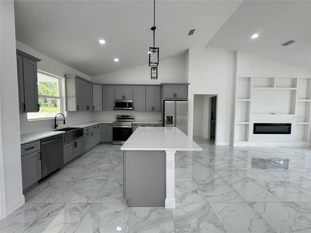12423 SW 67TH LANE, Ocala, FL 34481
