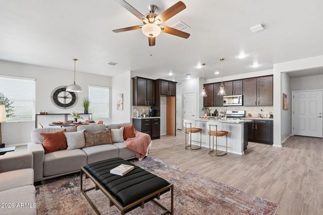 18147 W GLENHAVEN Drive, Goodyear, AZ 85338