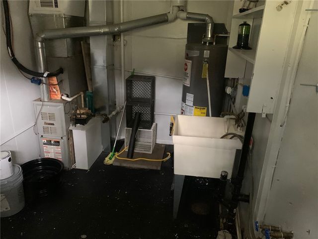 213 Caruso Dr, Monroeville, PA 15146