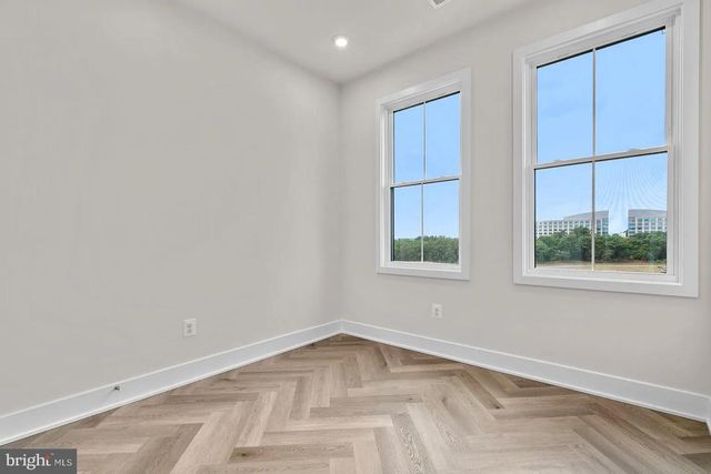 13916 AVIATION PL, Herndon, VA 20171