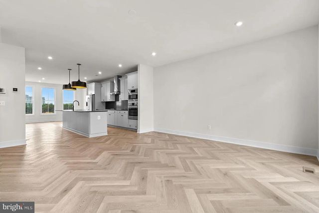 13916 AVIATION PL, Herndon, VA 20171