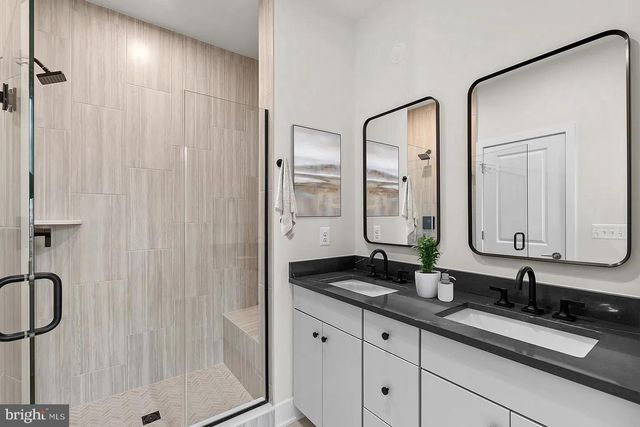 13916 AVIATION PL, Herndon, VA 20171