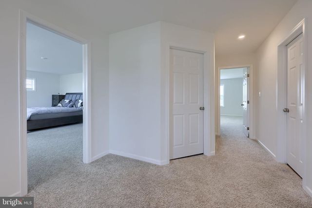 1111 GROFF LN, Lancaster, PA 17601