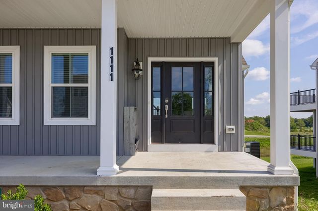 1111 GROFF LN, Lancaster, PA 17601