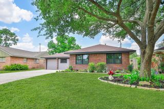 5714 Nina Lee Lane, Houston, TX 77092