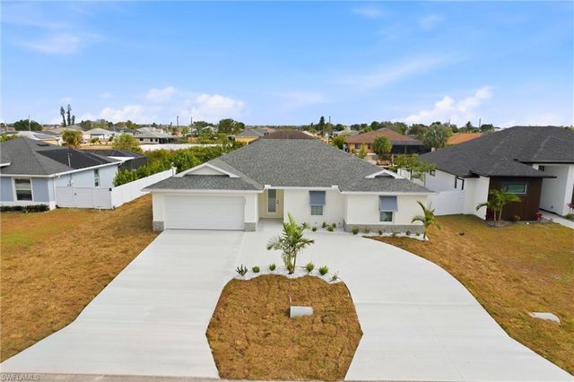 1029 NE 13th PL, Cape Coral, FL 33909