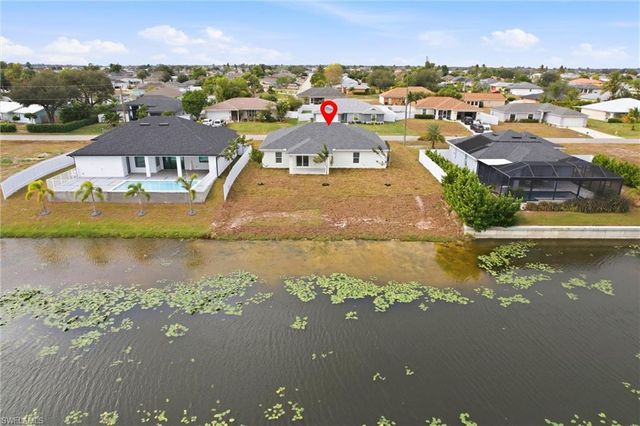 1029 NE 13th PL, Cape Coral, FL 33909