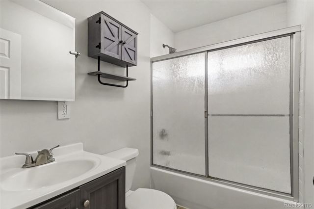 10820 Jackson Street, Van Buren Charter Township, MI 48111