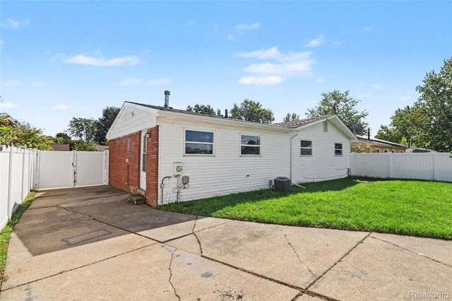 10820 Jackson Street, Van Buren Charter Township, MI 48111