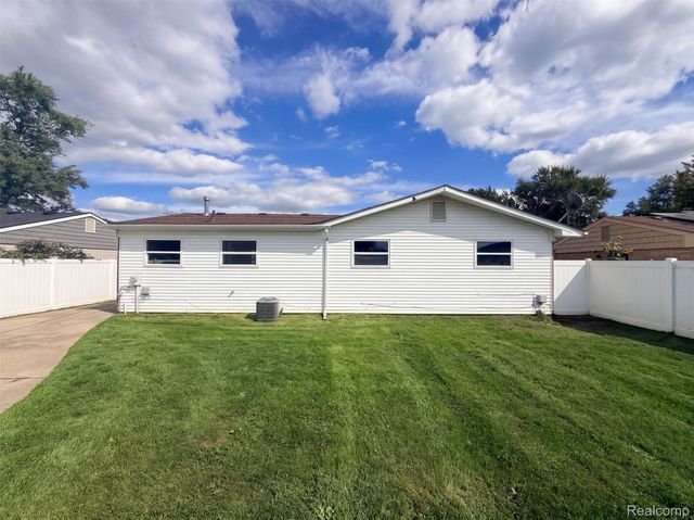 10820 Jackson Street, Van Buren Charter Township, MI 48111