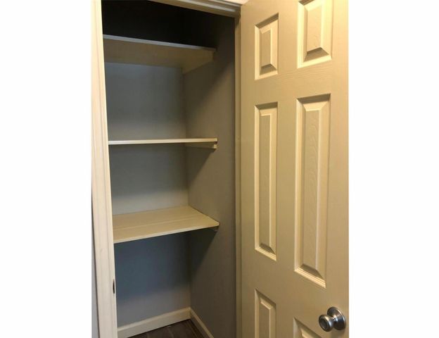 106 N Eastwood Street, Houston, TX 77011