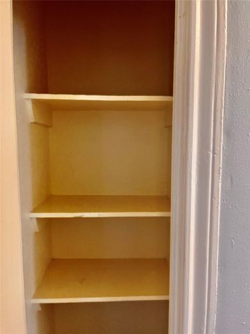 106 N Eastwood Street, Houston, TX 77011