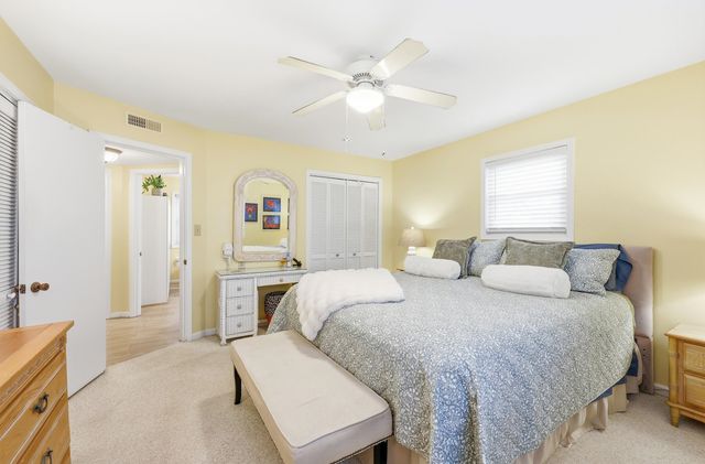 404 29th Ave. N, North Myrtle Beach, SC 29582