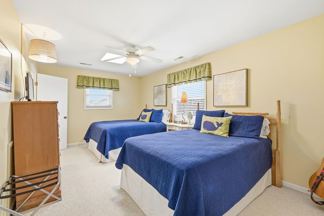 404 29th Ave. N, North Myrtle Beach, SC 29582