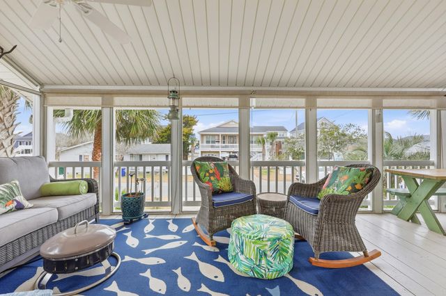 404 29th Ave. N, North Myrtle Beach, SC 29582