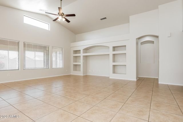 8612 W MOHAVE Street, Tolleson, AZ 85353