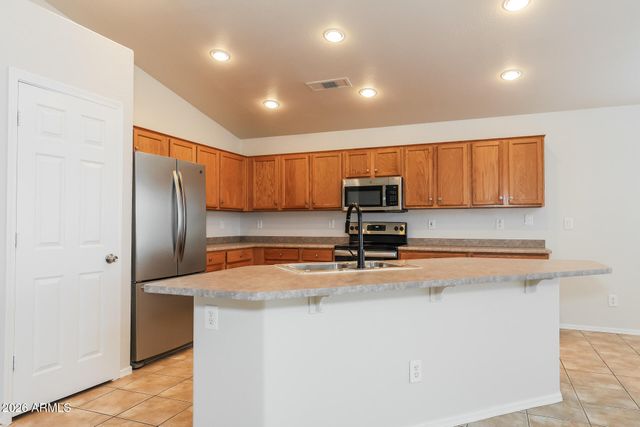8612 W MOHAVE Street, Tolleson, AZ 85353