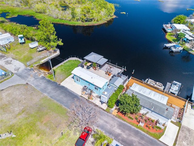 1315 PINE ISLAND DR N, St Cloud, FL 34771