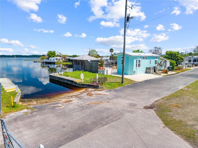 1315 PINE ISLAND DR N, St Cloud, FL 34771