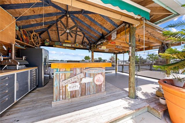 1315 PINE ISLAND DR N, St Cloud, FL 34771