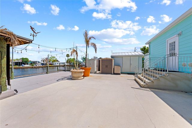 1315 PINE ISLAND DR N, St Cloud, FL 34771