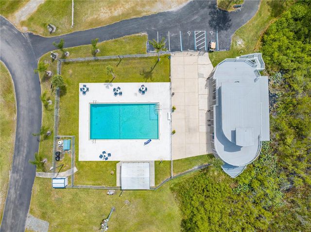 1315 PINE ISLAND DR N, St Cloud, FL 34771