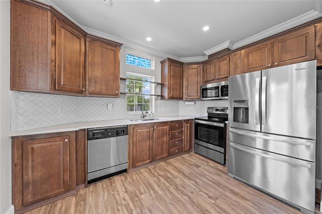 1315 PINE ISLAND DR N, St Cloud, FL 34771