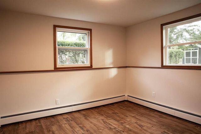 1255 APRIL LANE, Green Bay, WI 54304